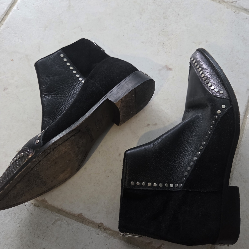 Zadig & Voltaire Black Suede Ankle Boot with Silver Wing Detail - Picture 7 of 7